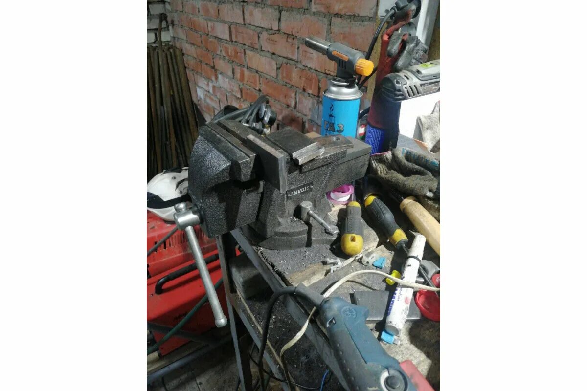 Gigant bv 150. Тиски гигант bv 125. тиски слесарные поворотные gigant bv 125. поворотные слесарные тиски gigant bv 150. тиски zitrek bv-125.