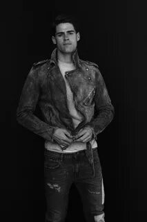 DAMAN Style Magazine-Chad White.
