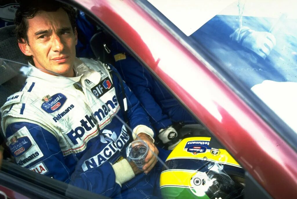 Айртон сенна да силва. Шлем senna. Senna video viral. Айртон сенна 1983. Айртон сенна 1988.