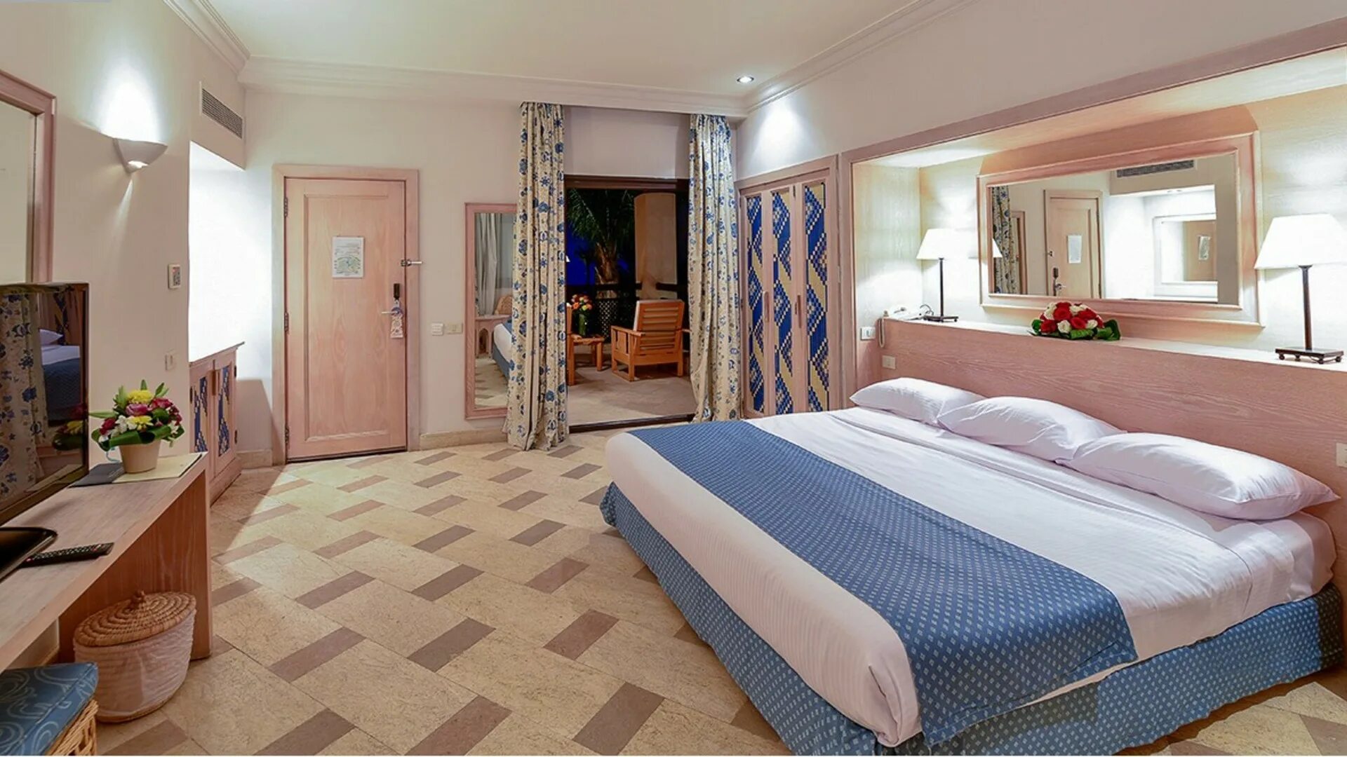 The grand hotel sharm el sheikh. The Grand Hotel Sharm el Sheikh 5 Египет. Шарм-Эль-Шейх / Sharm el Sheikh Grand Hotel Sharm 5*. Гранд отель Шарм 5. The Grand Hotel Sharm 5* Шарм-Эль-Шейх, 320 м до моря.