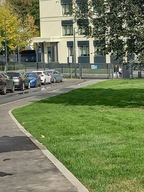 поликлиника 208. московский доктор (чертаново северное). микрорайон чертаново северное к805. дорога между дмитровским и алтуфьевским шоссе. северное чертаново 805 поликлиника детская.