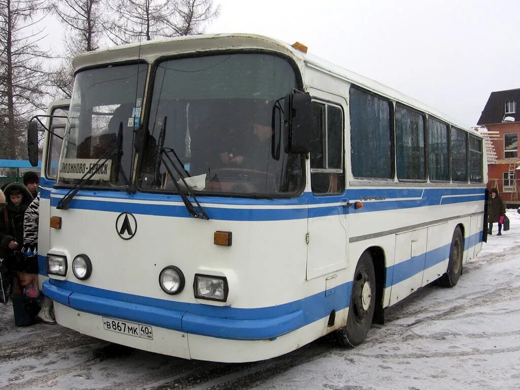 Москва людиново автобус купить. ЛАЗ 695н. Автобус ЛАЗ 695н. ЛАЗ 695 Пригородный. ЛАЗ-695 Калуга.
