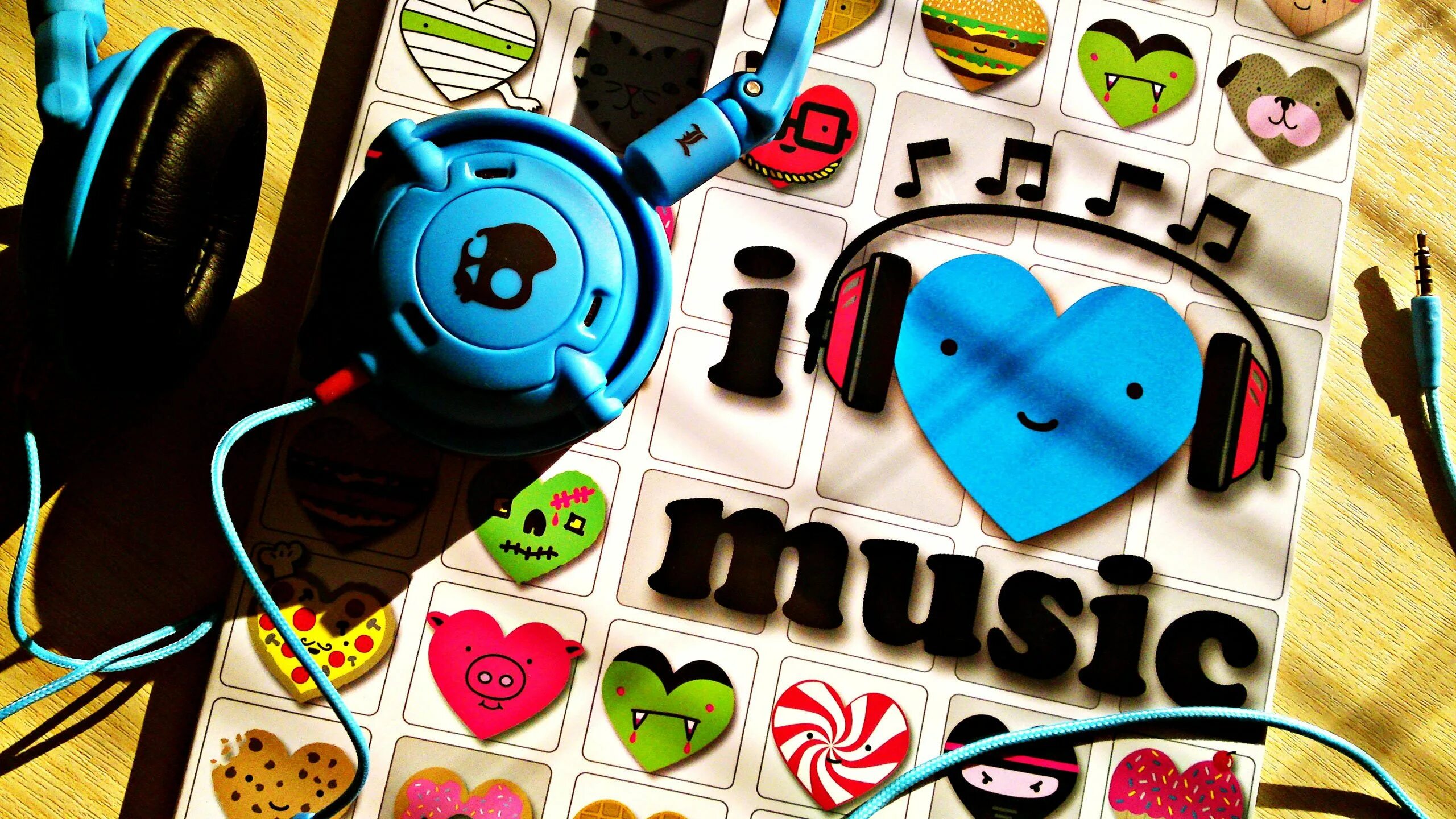 Музыка для любимой. Music картинки. обои музыка. i love music наушники. обои я люблю музыку.