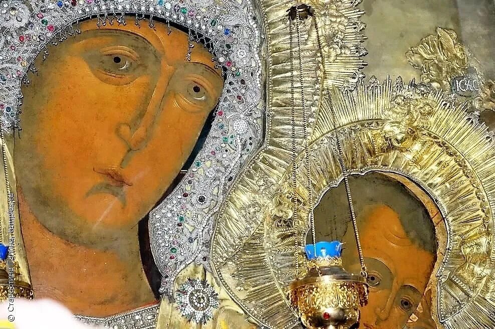Старая русса икона божьей матери старорусская. Старая русса икона божьей матери старорусская. Старая русса икона божьей матери старорусская. Старорусской иконы божией матери (1570). Старорусская икона божией матери в старой руссе.