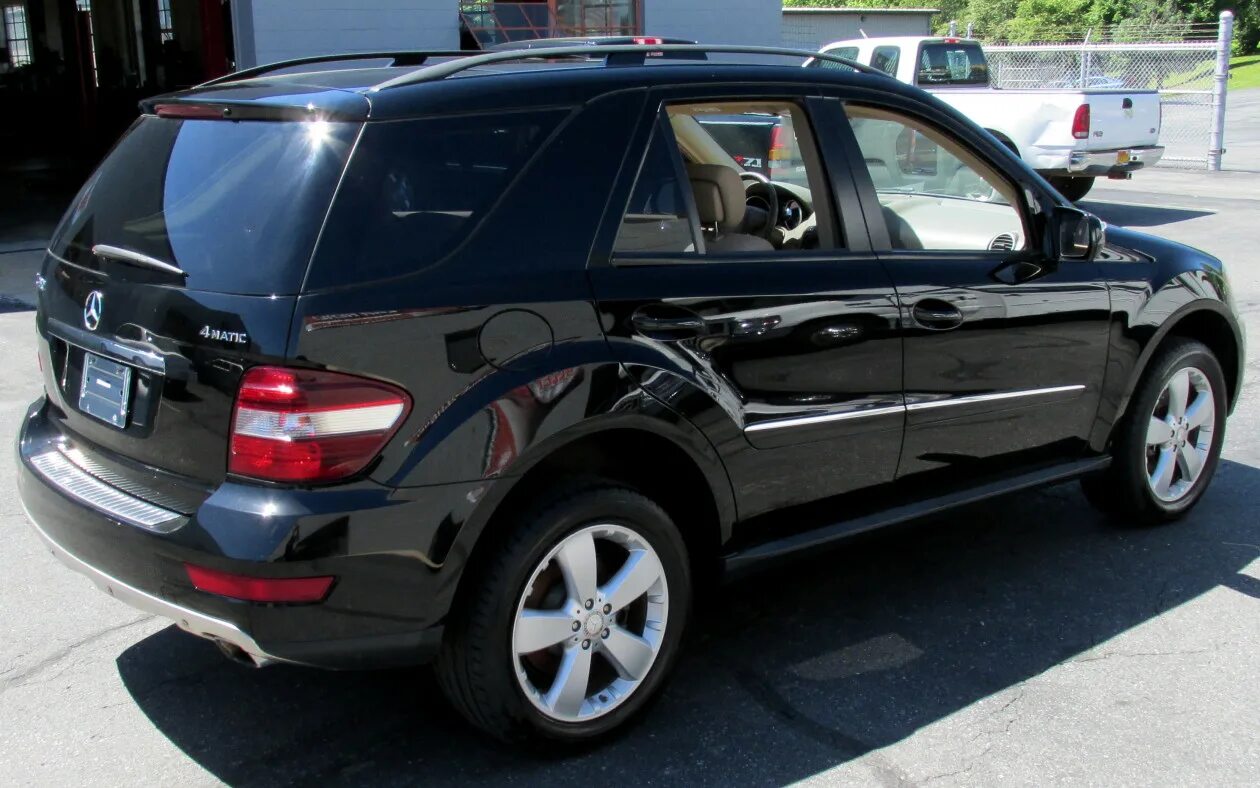 Mercedes ml 4matic. Мерседес ml 350 4matic. Mercedes ml 350 2008. Мерседес ml350 2008. Mercedes ml 350 4matic 2008.