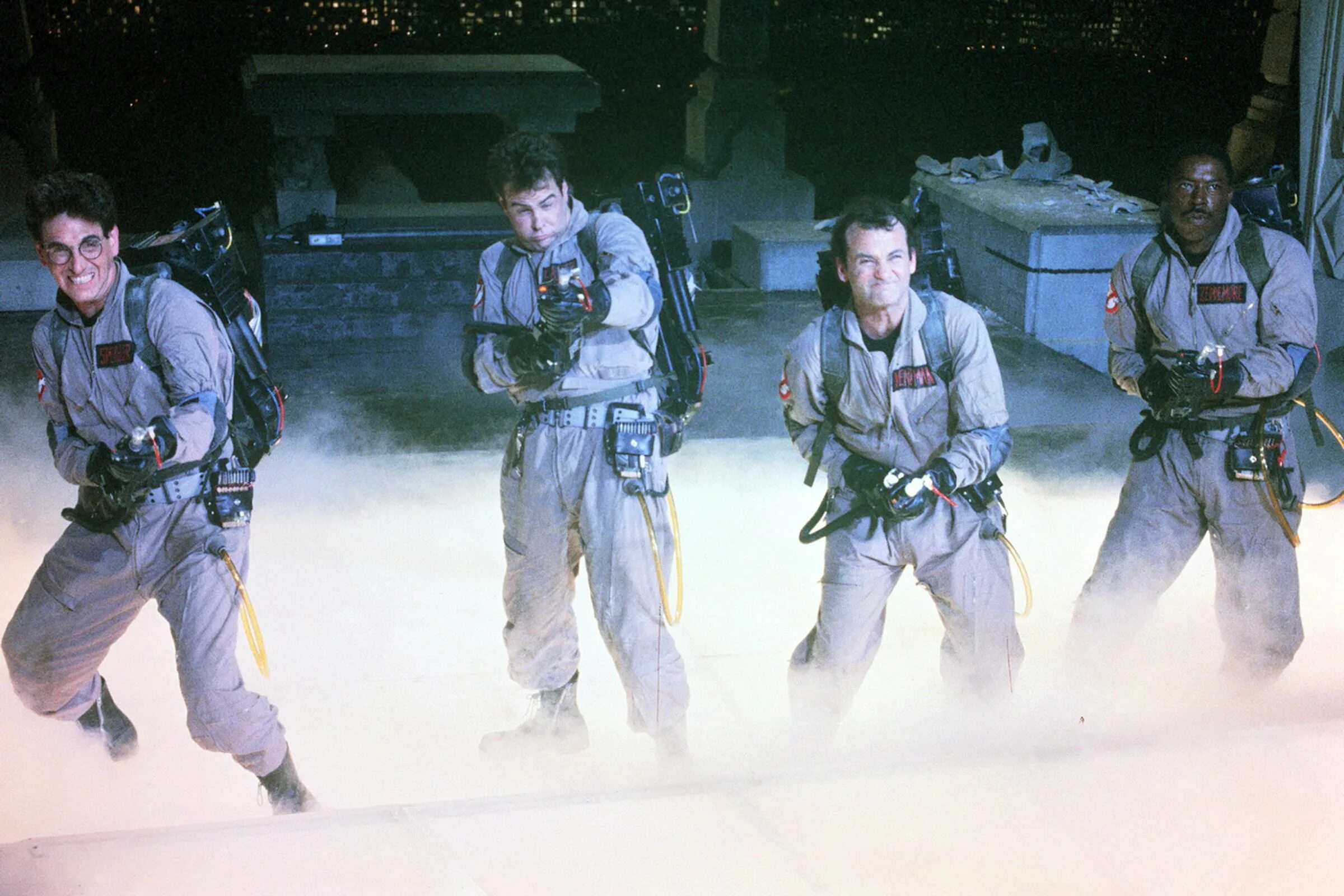 Ghostbusters охотники за привидениями. Охотники за привидениями 1984 Уинстон.