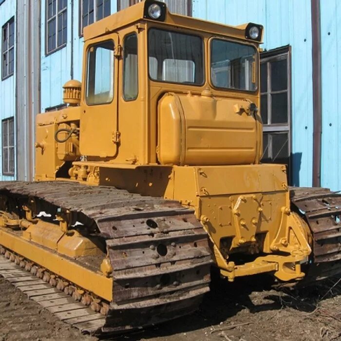 Бульдозер б у авито. Чтз трактор т-170. чтз трактор т-130. чтз 130 болотоход. бульдозер чтз т-170.