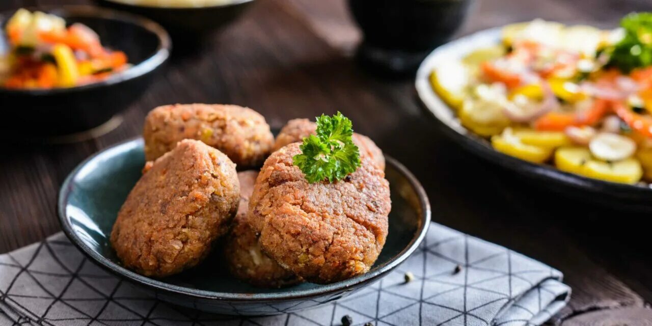 Чем заменить мясную котлету. Чем заменить мясную котлету
