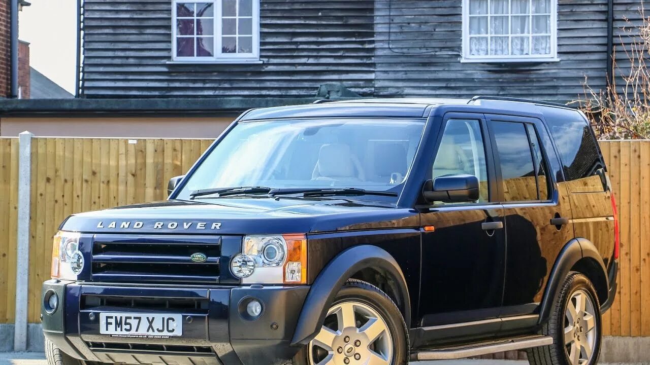 Купить ленд ровер дискавери дизель. Ленд Ровер Дискавери 3. Land Rover Discovery HSE tdv6. Ленд Ровер Дискавери 3 дизель. Land Rover Discovery 3 2.7 дизель.