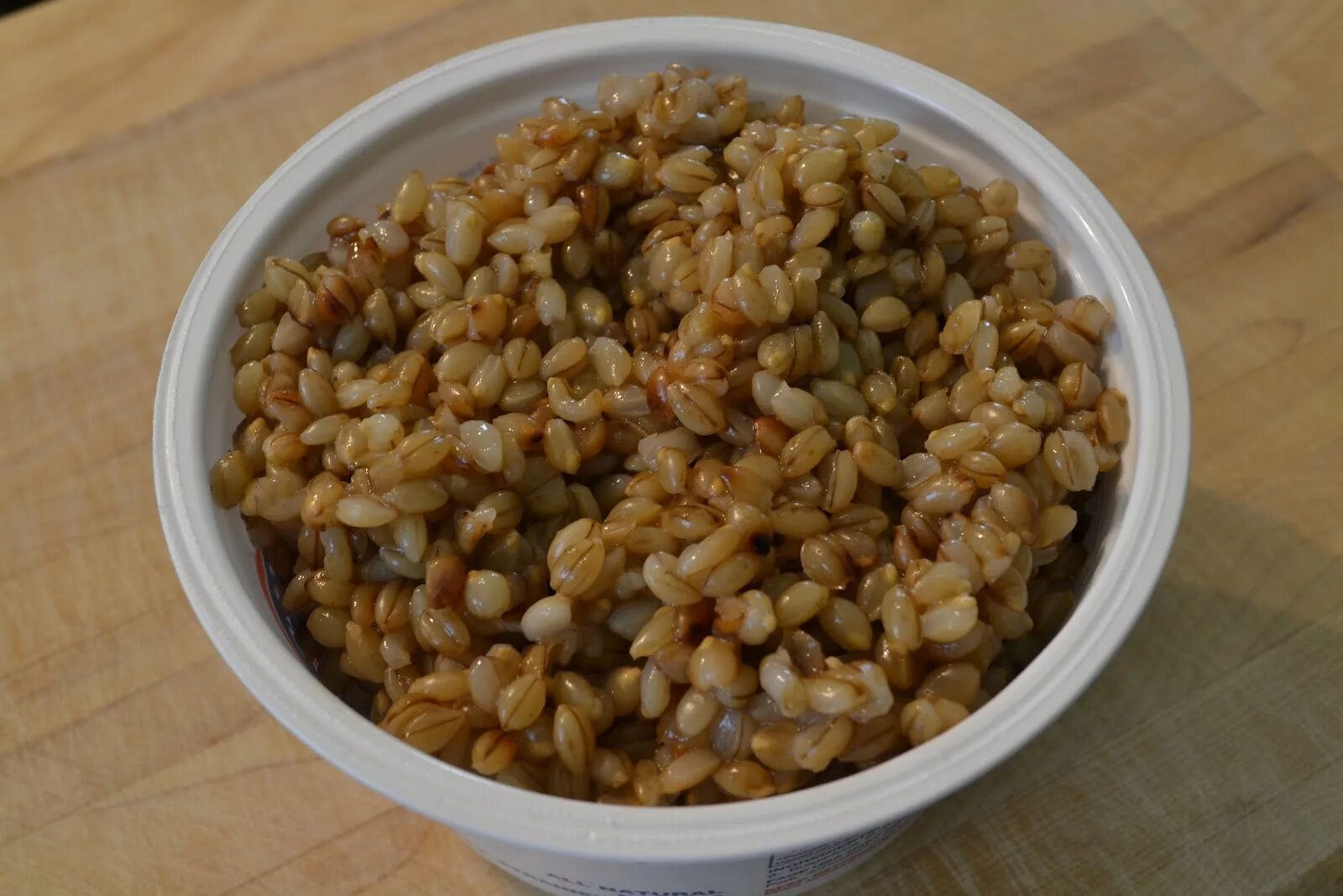 Каша из перловой крупы. Ячмень каша. перловая каша барли. перловая крупа цельная. ячменная каша каша.