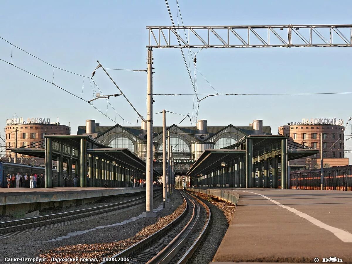 жд вокзал питер ладожский. ладожский вокзал – я вейн. ладожский вокзал санкт-петербург. ржд ладожская. вокзал санкт-петербург ладожский вокзал.