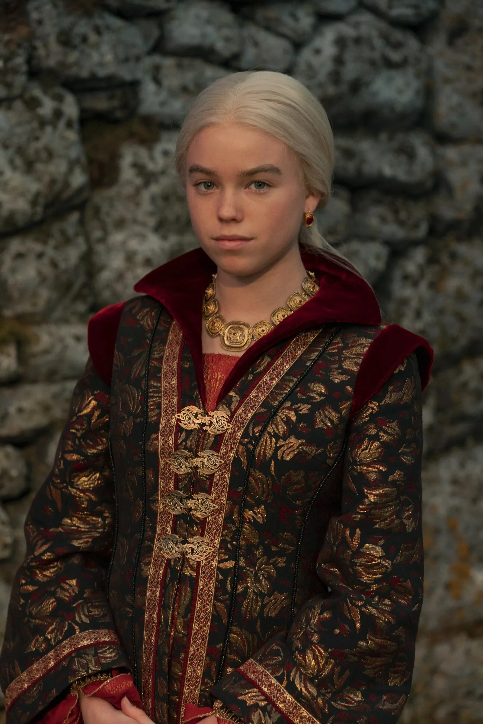 Rhaenyra targaryen house of the dragon. Рейенира актриса. Королева алисента. Принцесса рейнира таргариен. Рэйнира таргариен.