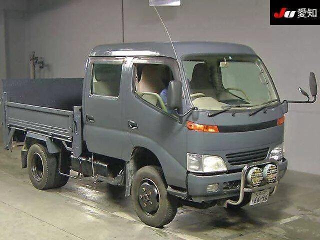 Тойота дюна 4х4 купить. Toyota Dyna 4x4. Toyota Dyna 4wd Double Cab. Toyota Dyna 4x4 двухкабинник. Toyota Dyna 4wd мостовой.