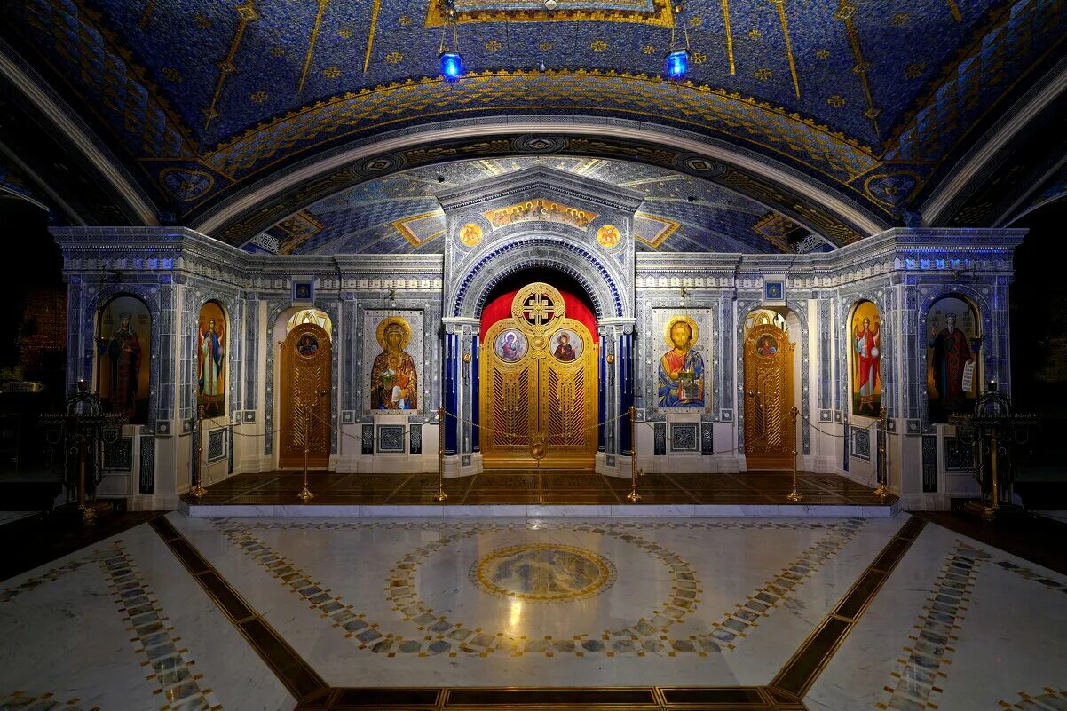 свирская церковь смоленск. храм николая чудотворца в хамовниках фото. 12 храмов видео. храм 12 апостолов на клинской. чудотворная икона в храме николая чудотворца в хамовниках.