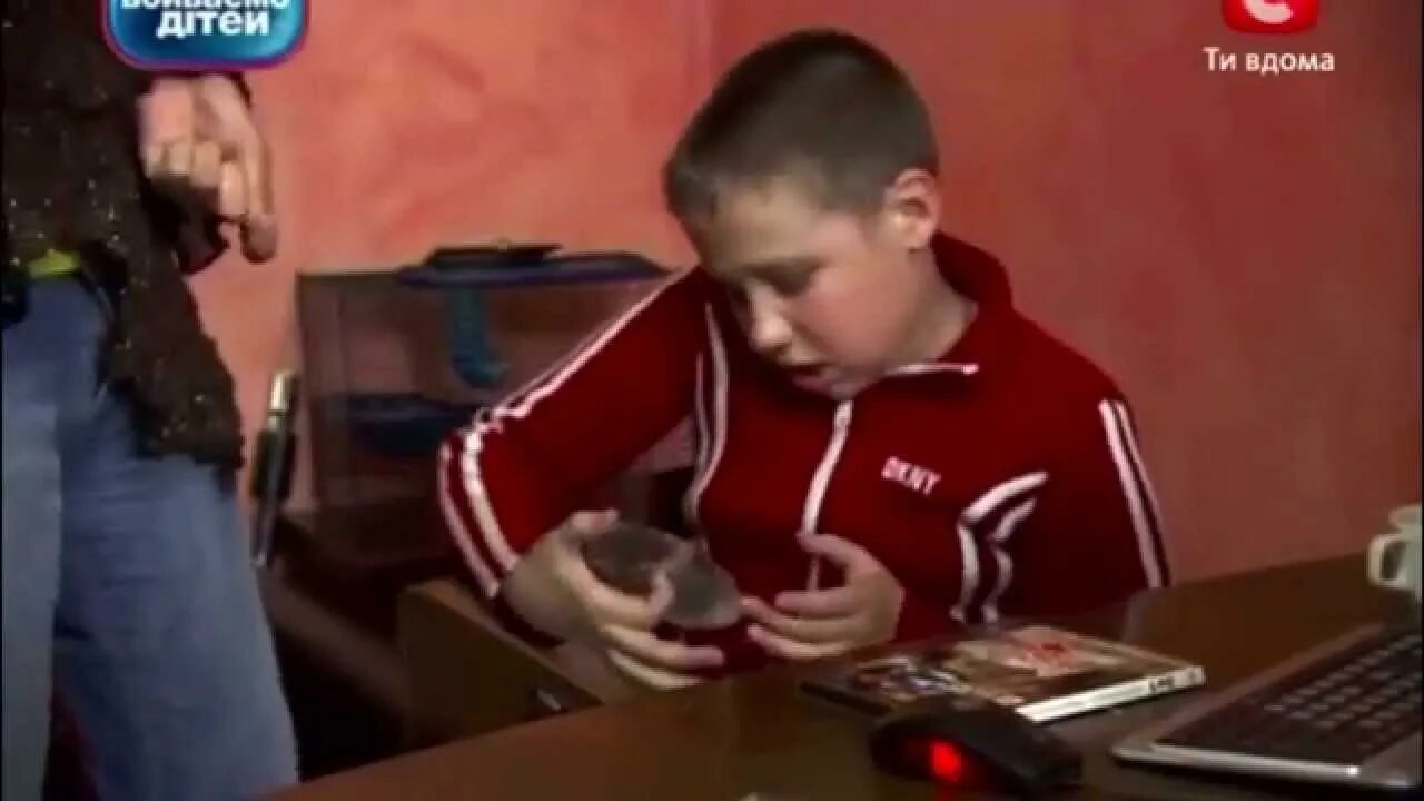 Сашко фокин. Сашко осотонел от компа. Дорогая мы убиваем детей сашко фокин. Саша фокин компьютерный монстр. Саша фокин 2020.