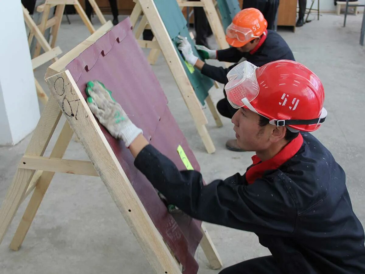 материалы для сухого строительства. мастер сухого строительства. мастер сухого строительства зарплата. профессия сухого строительства. картинки сухое строительство.