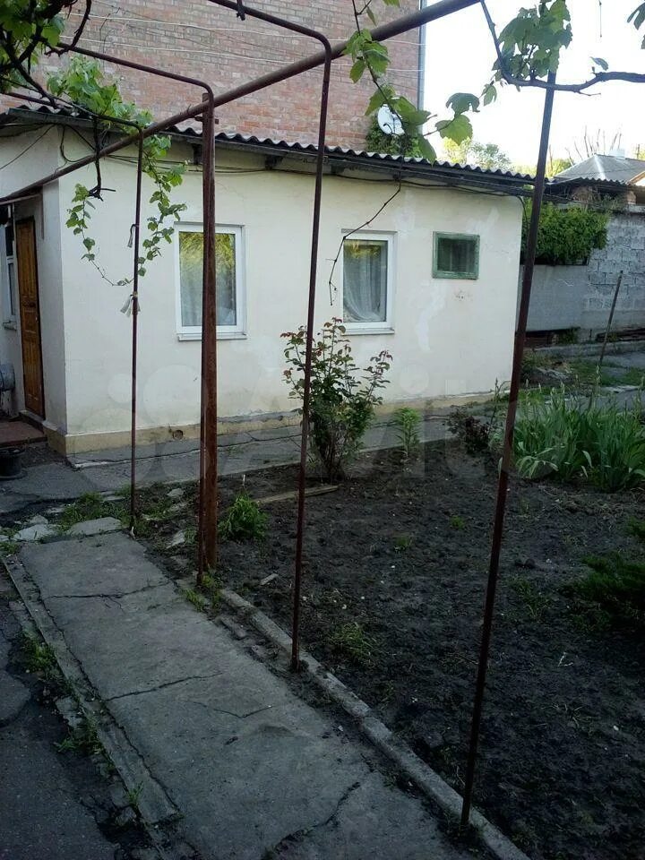 Сниму флигель ростов на дону. Снять флигель. флигель в миллерово. снять флигель в ростове на дону без посредников от хозяина. снять флигель в ростове.