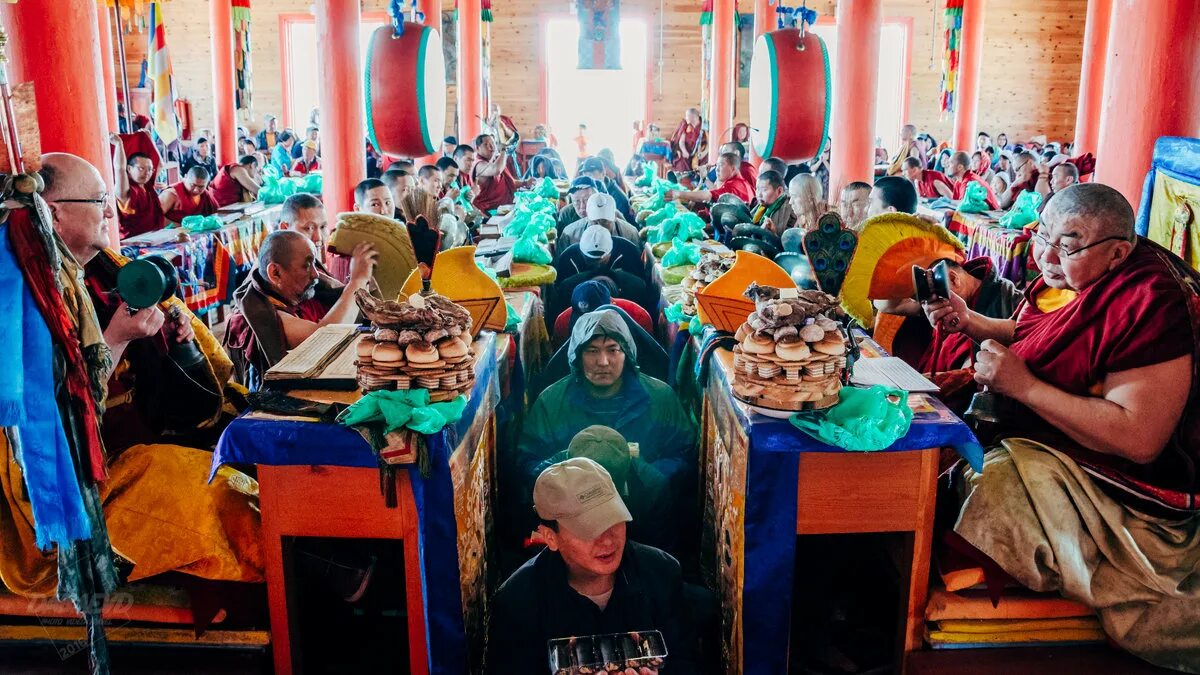 буддийские храмы в бурятии внутри. агинский дацан ламы. дацаны молебны. дацаны молебны. дацаны молебны.