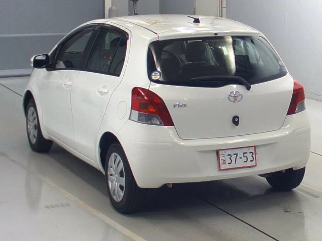 Тойота витц 2010. Тойота витц б у. Тойота vitz тойота vitz 2001. Тойота витц 90. Toyota vitz 1999–2005.