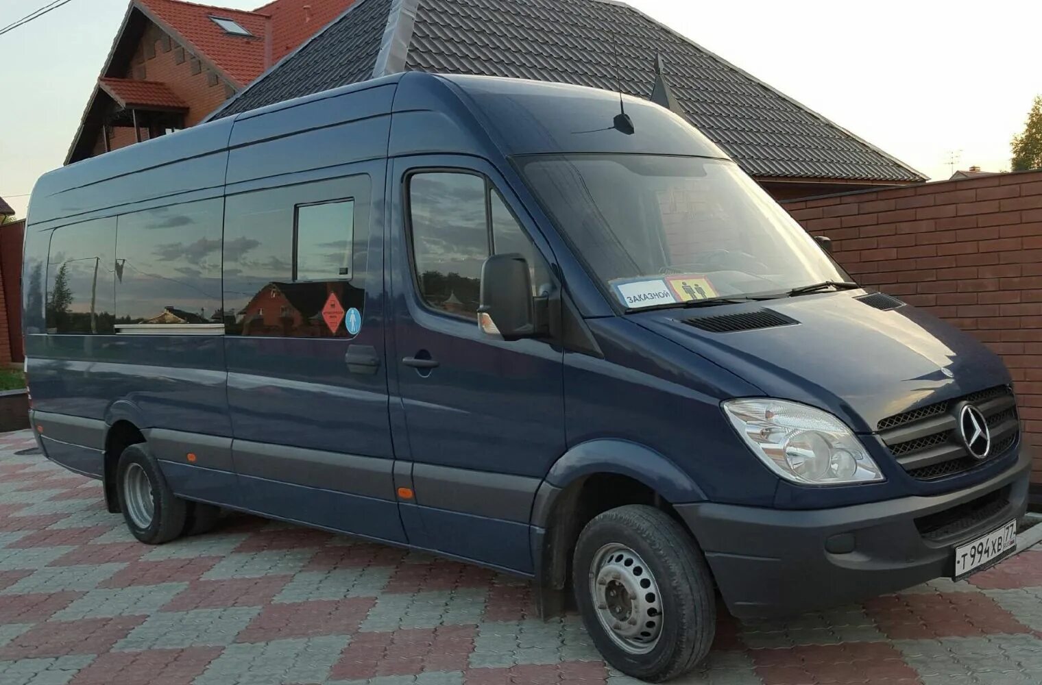 Продажа спринтеров в россии. Mercedes-Benz Sprinter 2014. Мерседес Спринтер 2014г. Мерседес Спринтер пассажирский. Mercedes-Benz Sprinter, 2013 г..