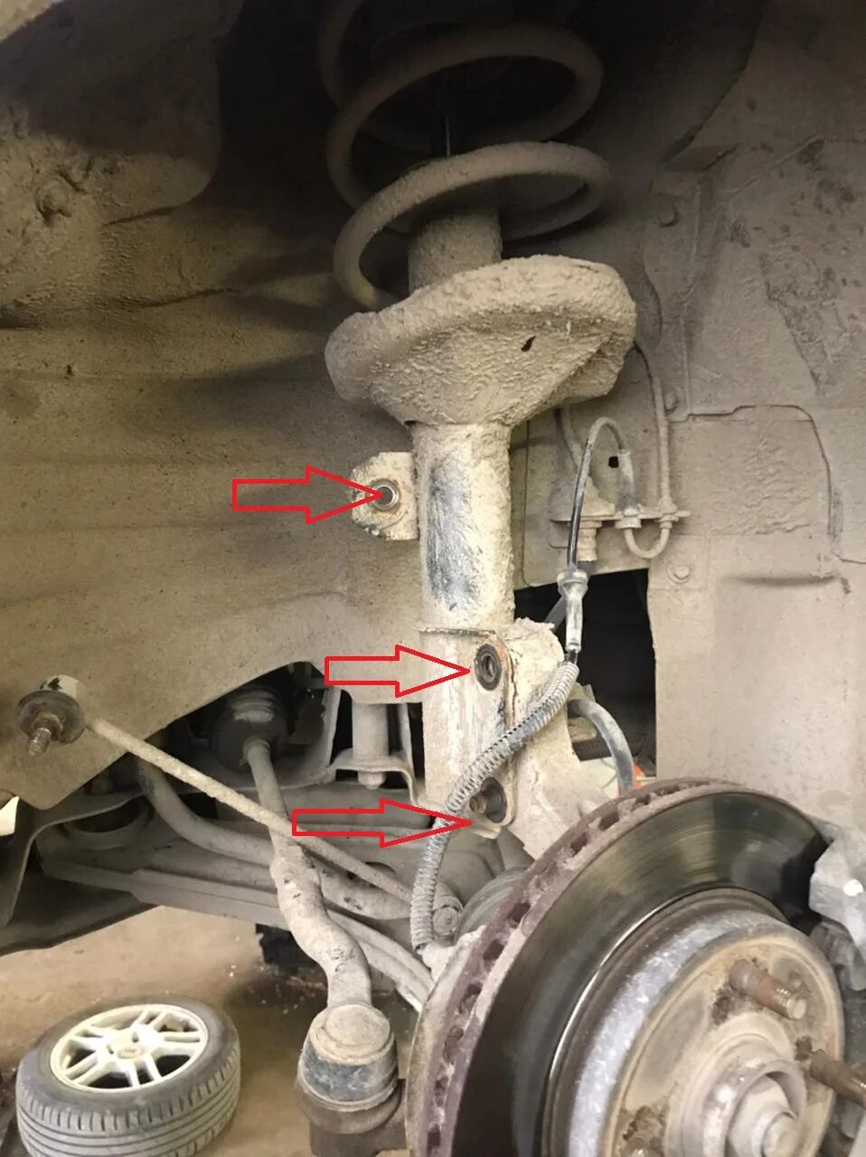 Передняя подвеска лачетти универсал. 4. Передняя стойка лачетти схема. Передняя подвеска шевроле лачетти хэтчбек 1. 4.