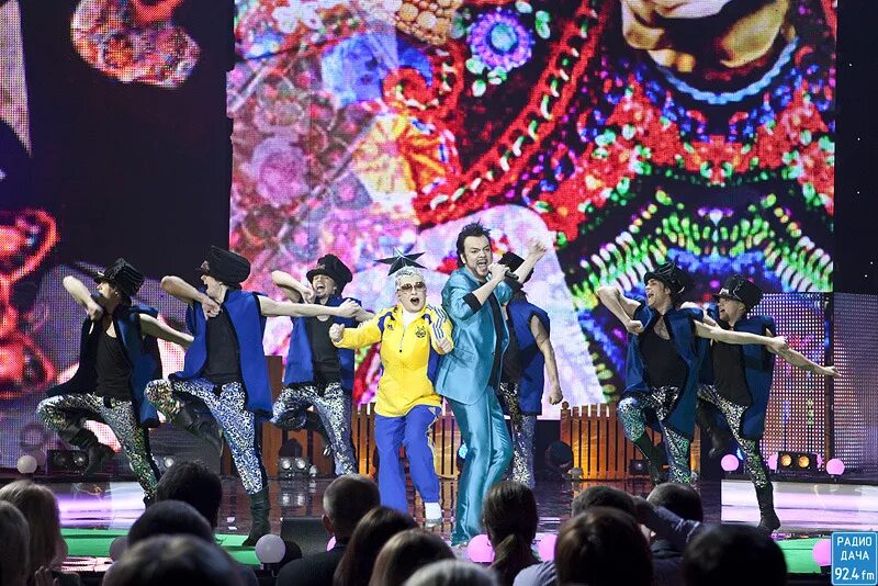 Видео концерты диско. Фестиваль авторадио дискотека 80-х 2019. Концерт адмирал disco - 90 b эмблемы. Дача шоу. В чем пойти на концерт дискотека 90.