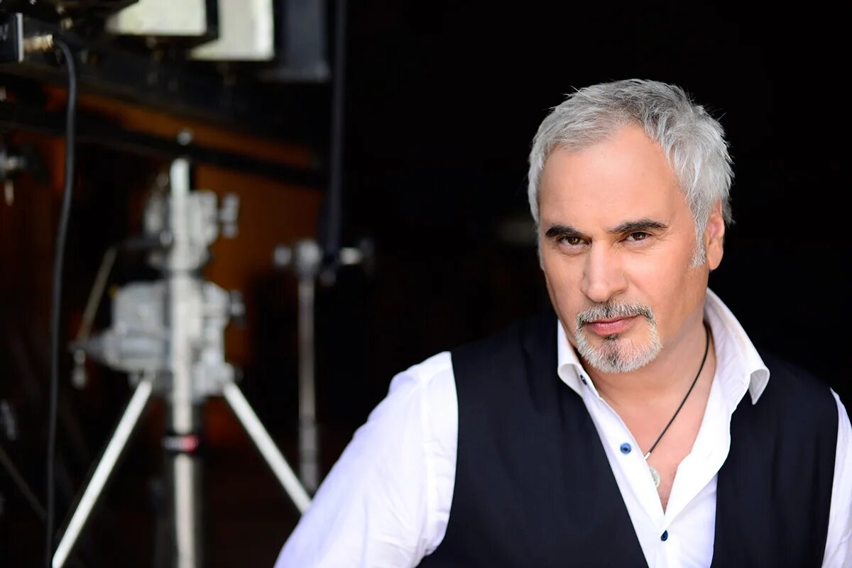 где сегодня меладзе. валерий меладзе сейчас. где сегодня меладзе. фото меладзе валерия. валерий меладзе 2006.