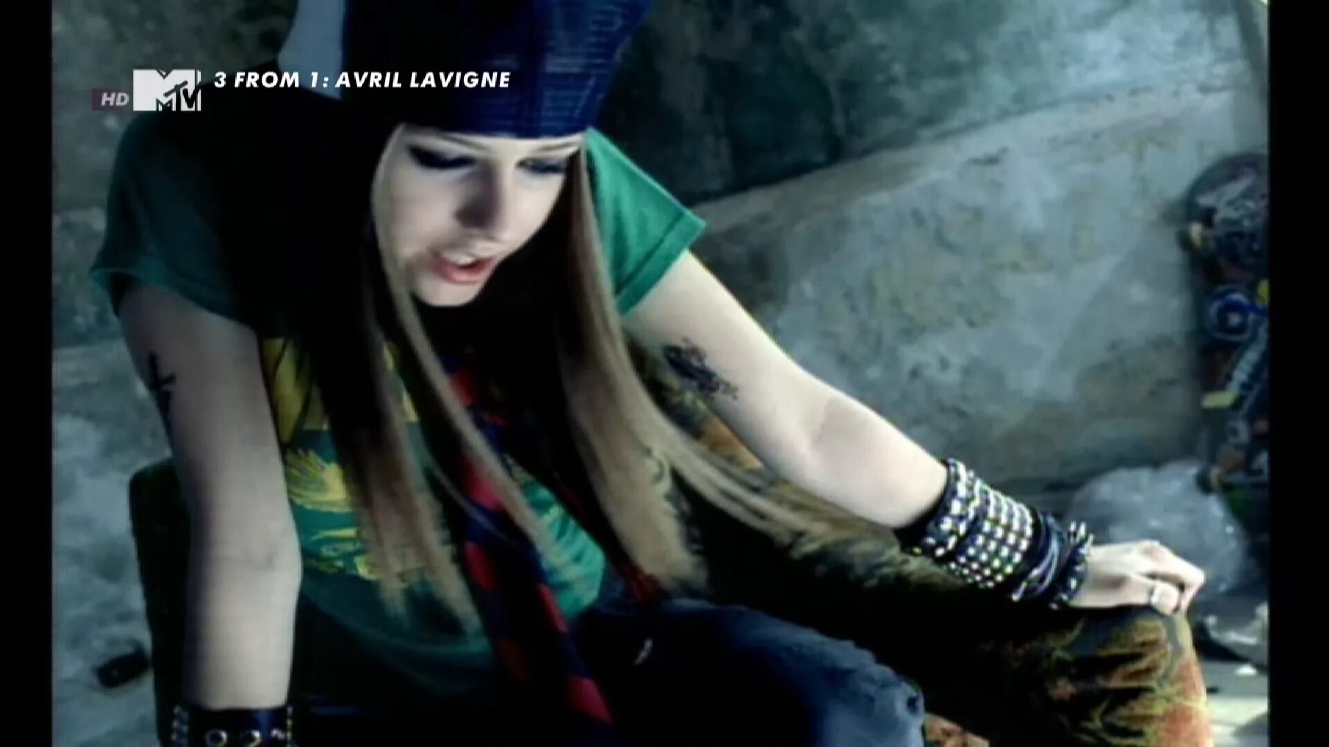 Аврил лавин скейтер бой. Avril lavigne sk8er boi обложка. Лавин скейтер бой. Лавин скейтер бой. Sk8er boi обложка.