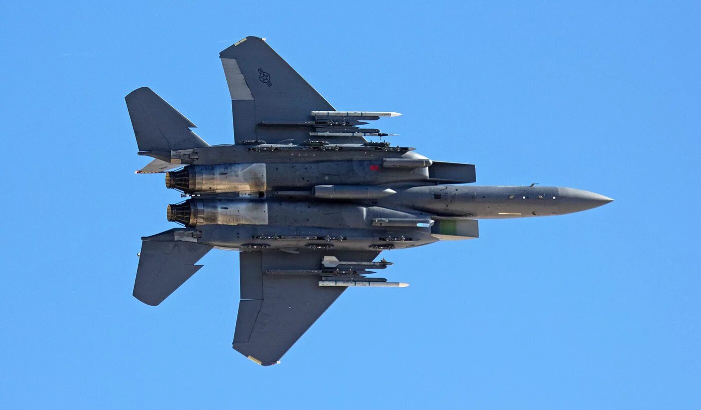 F 15 c d