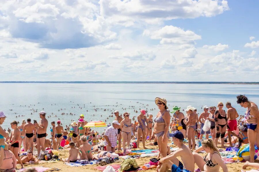 Алтай озеро яровое пляж. Яровое пляж. Алтай озеро большое яровое. Озеро яровое алтайский край 2021. Большое яровое озеро алтайского края.