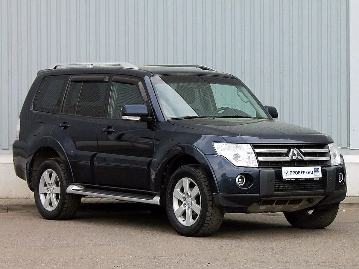 Мицубиси паджеро 2006. Mitsubishi Pajero 2011. Митсубиси Паджеро 4 2011. Мицубиси Паджеро 2011. Митсубиси Паджеро 2006.