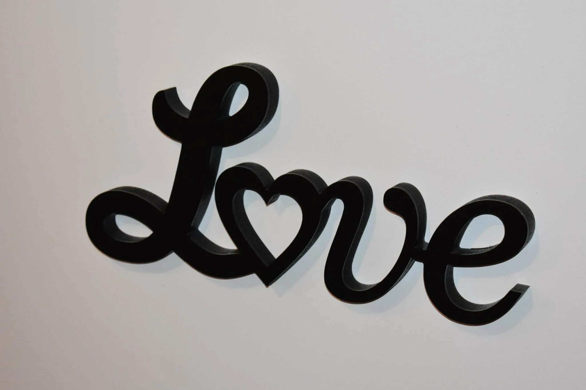 Прикольные надпись любовь. Надпись Love. Красивые надписи про любовь. Красивая надпись Love. Красиво слова про любовь.