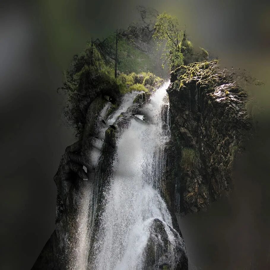 Брызги водопада. Водопад из слез. Водопад брызги воды. Водопад с лицом.