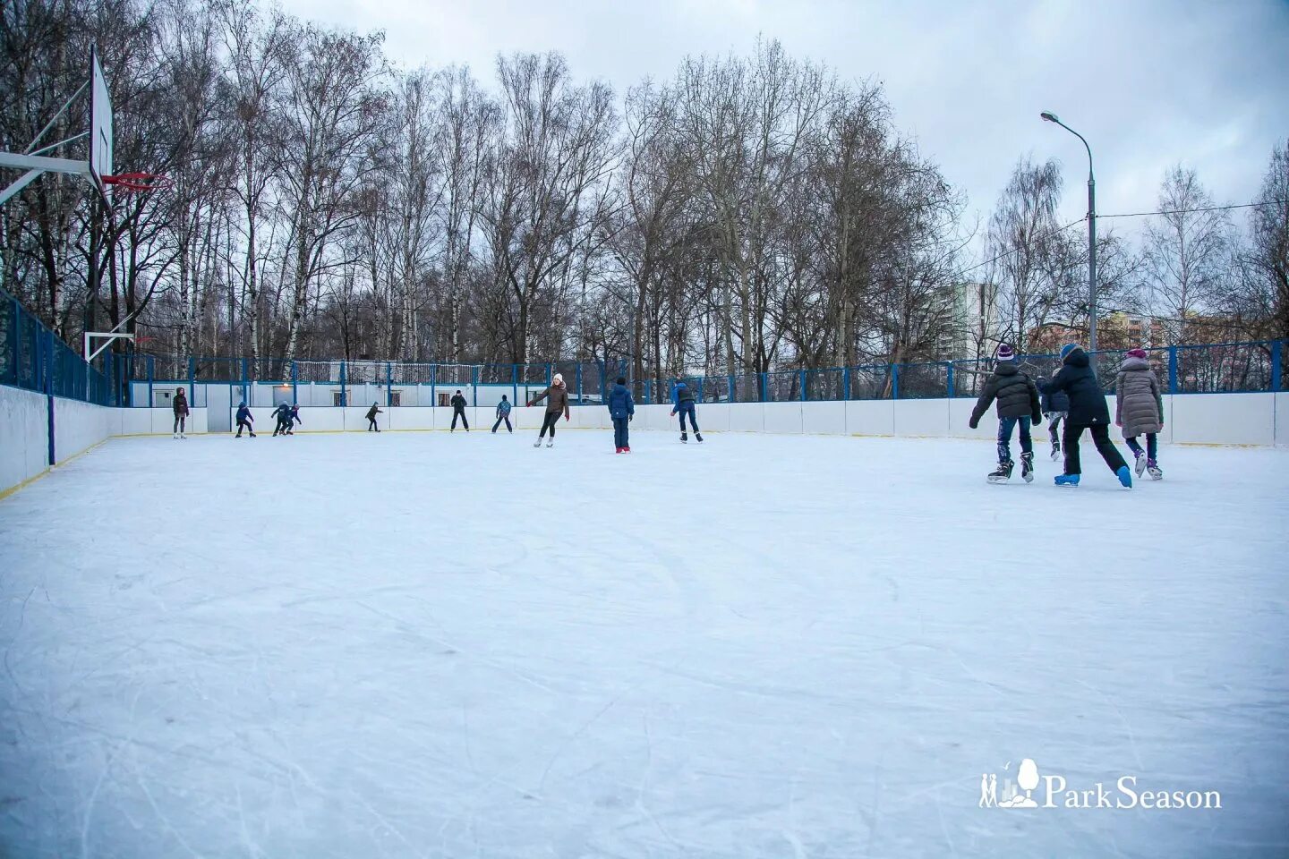 Зимний парк дубки. Каток парка дубки. Каток дубки расписание. Парк дубки каток 2022 расписание. Парк дубки каток 2022 расписание.