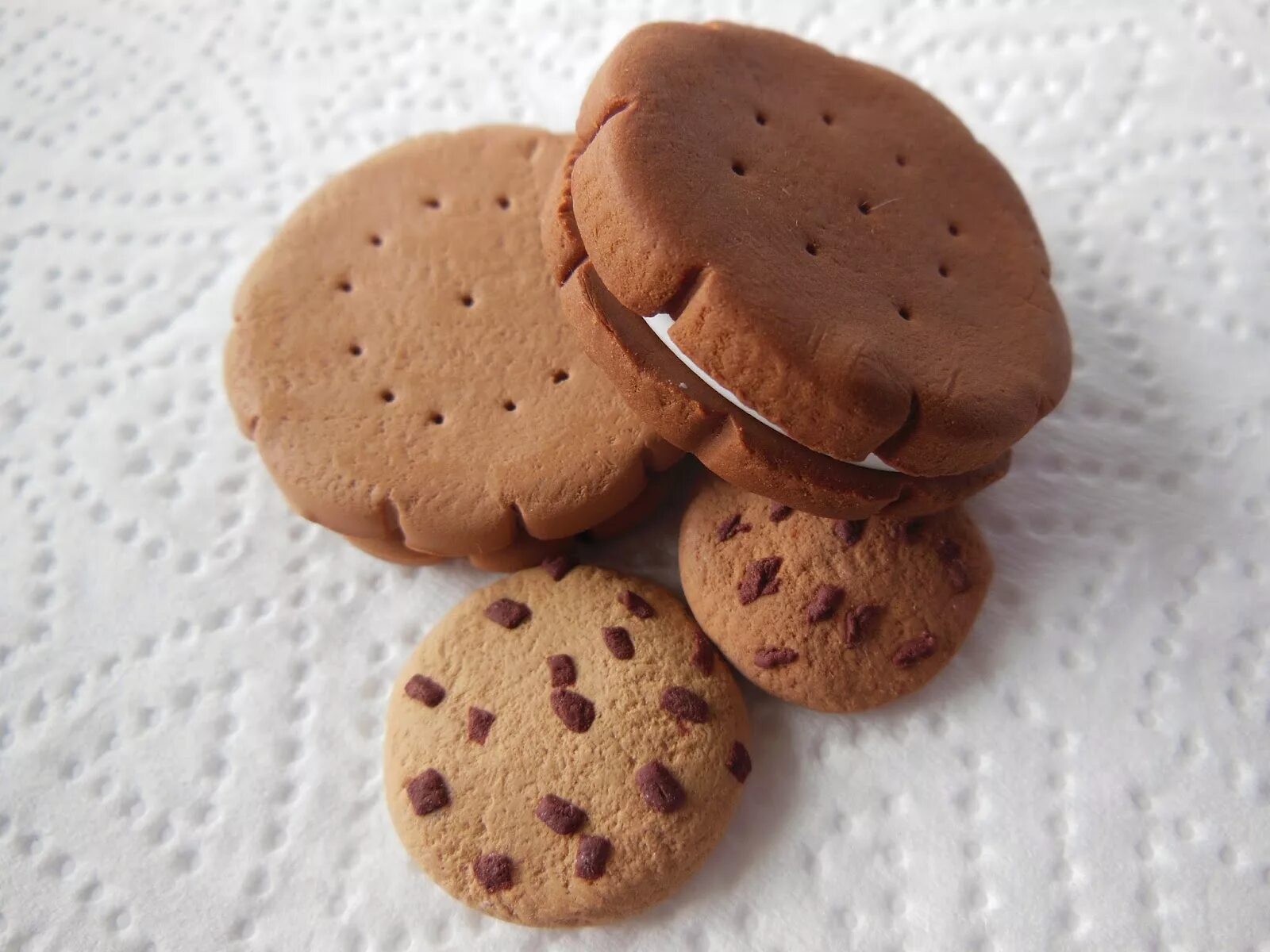 Печенье пуговицы. Необычное печенье. Печенье безглютеновое nutvill. Оригинальное печенье. Печенье оригинальное рецепт.