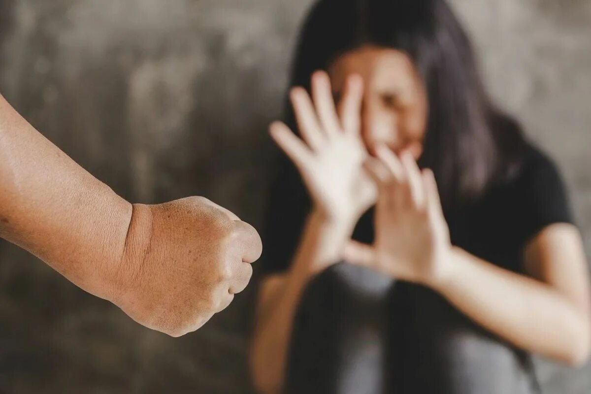 Тип личности насильника. Соотношение вовлечения и подстрекательства. Проблемные вопросы квалификации изнасилования. Разновидность насильника. Потенциальный насильник.