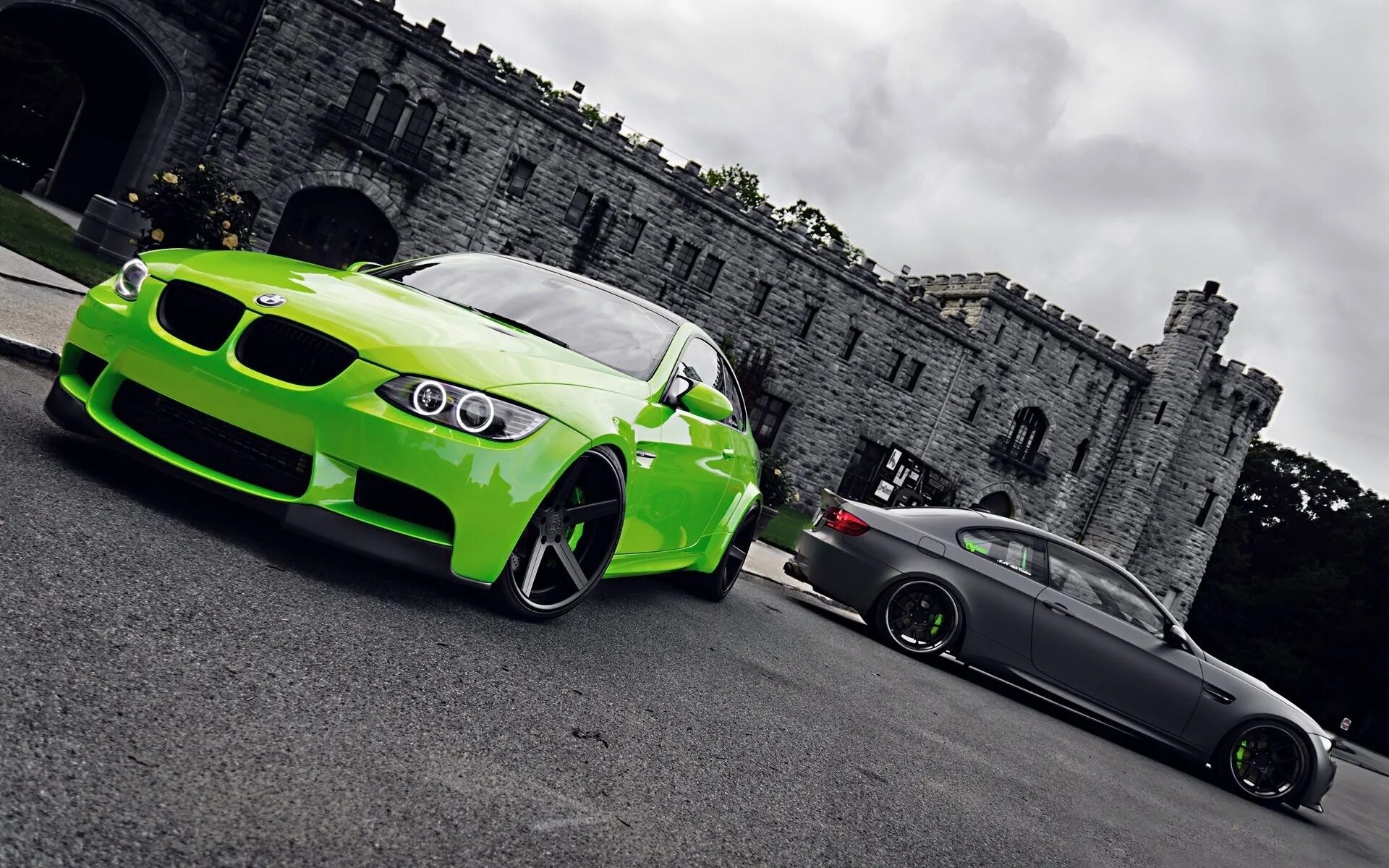 Тачки на компьютер. BMW m3 Green. БМВ m3 лаймовый. БМВ м3 зеленая. BMW m3 2022 Lime Green.