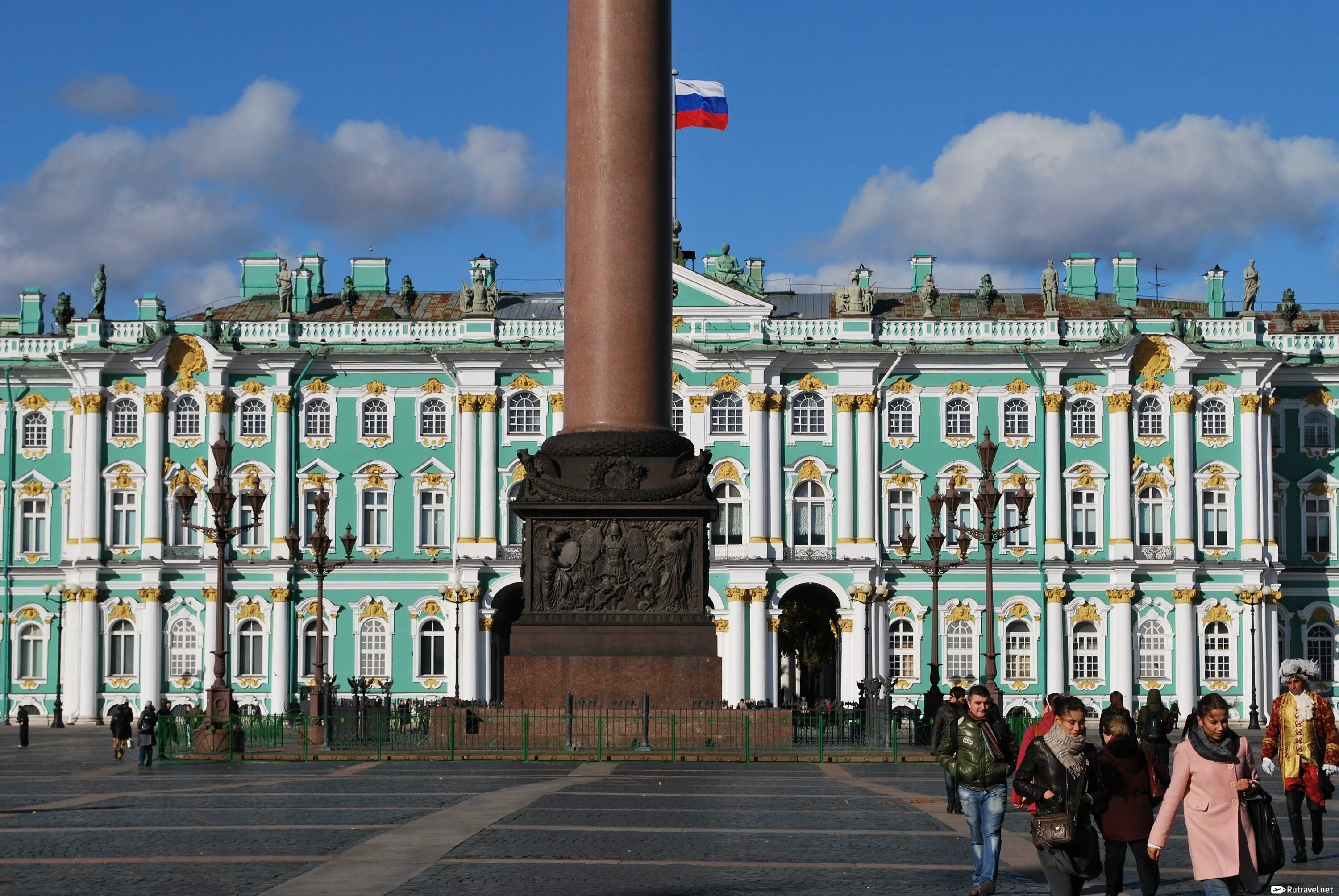 Достопримечательности петербурга рядом. Дворцовая площадь. дворцовая площадь достопримечательности. palace square санкт-петербург. санкт-петербург дворцовая площадь лето.