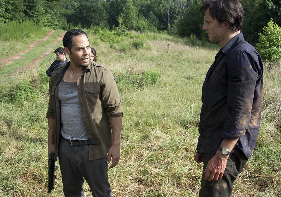 The walking dead дэвид. Хосе пабло кантильо ходячие мертвецы. сесар мартинес ходячие мертвецы. дэвид моррисси ходячие мертвецы.