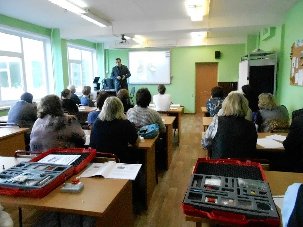 Маи отзывы. Шкарубо Сергей Николаевич МАИ. Школа 1 Дмитров. Школа Дмитровский учитель технологии. Школа 1 Дмитров учителя.