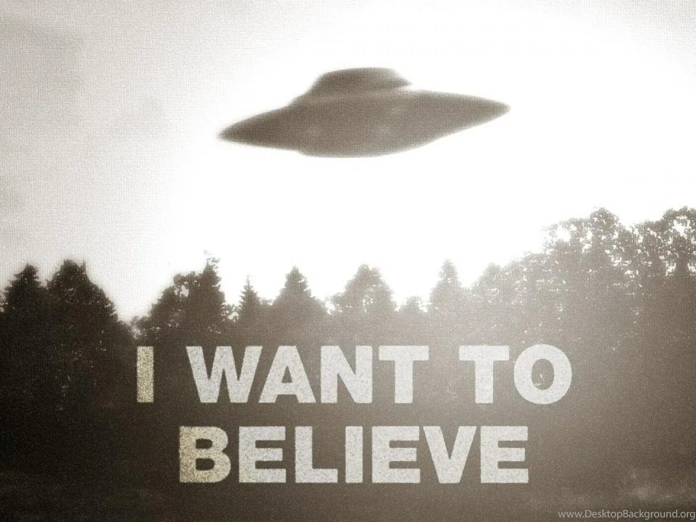 Постер i want to believe. I want to believe секретные материалы. Плакат с НЛО I want to believe. X files i want to believe плакат.