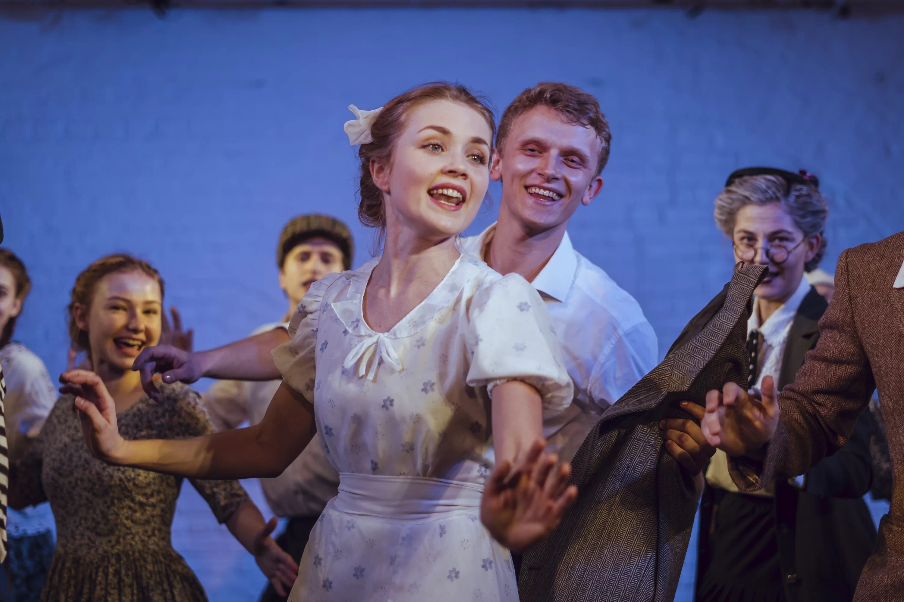 театр мост москва. Theatre most. театр у моста зал. пермь мост. Theatre most.