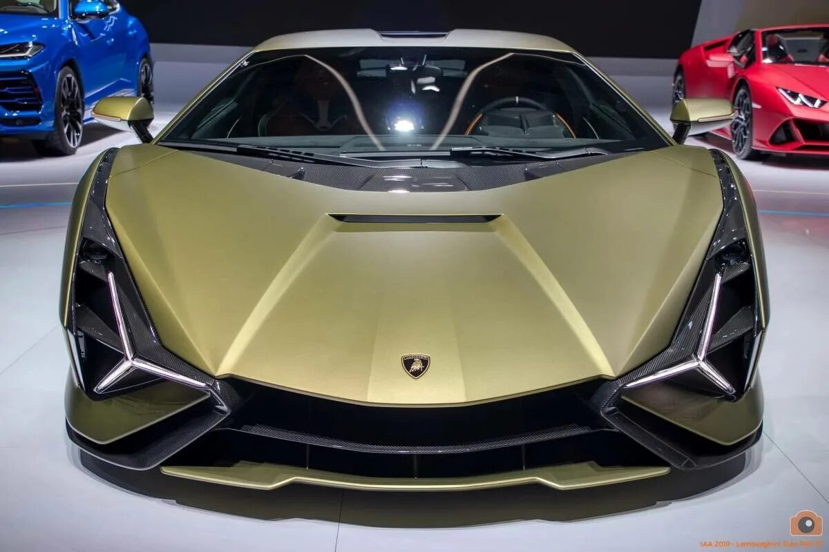 Как называется 2019 год. Ламборгини sian fkp 37. lamborghini sián fkp 37. ламборгини 2025. новая lamborghini sian 2019.