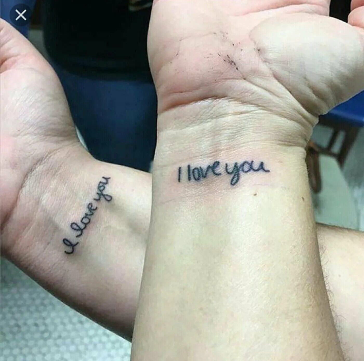 Тату мама надпись на руке. Татуировки посвященные маме. Тату мама на руке. Тату мама. Семейное тату.