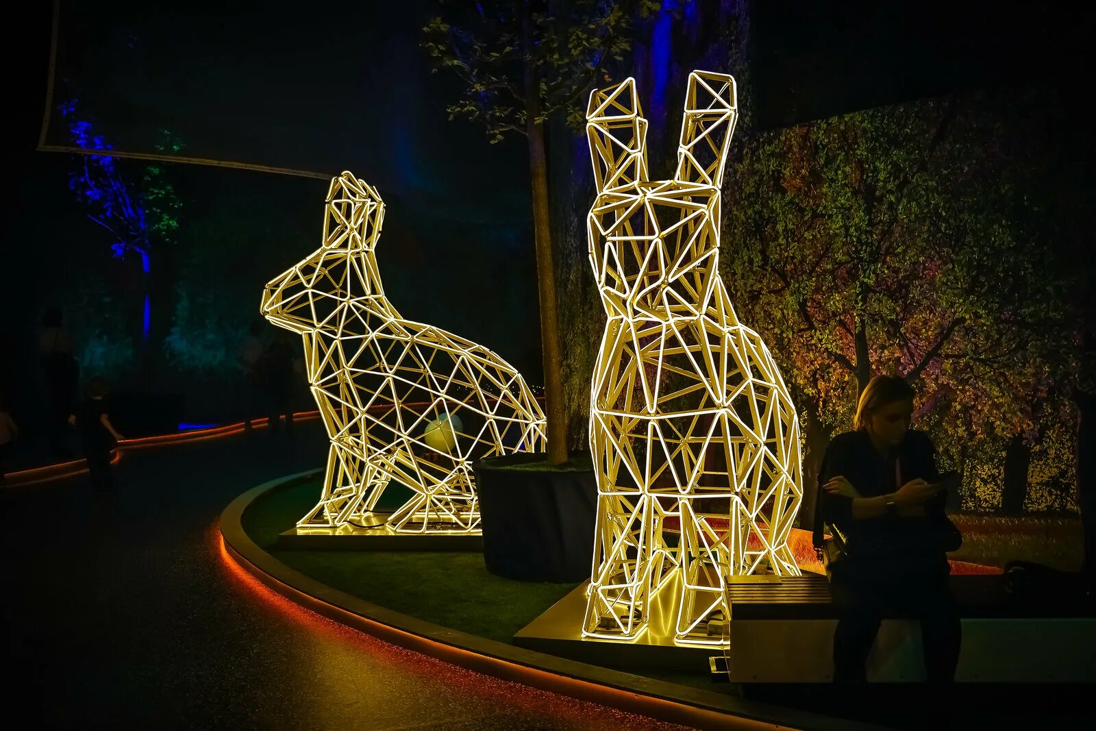 лента мебиуса вднх.