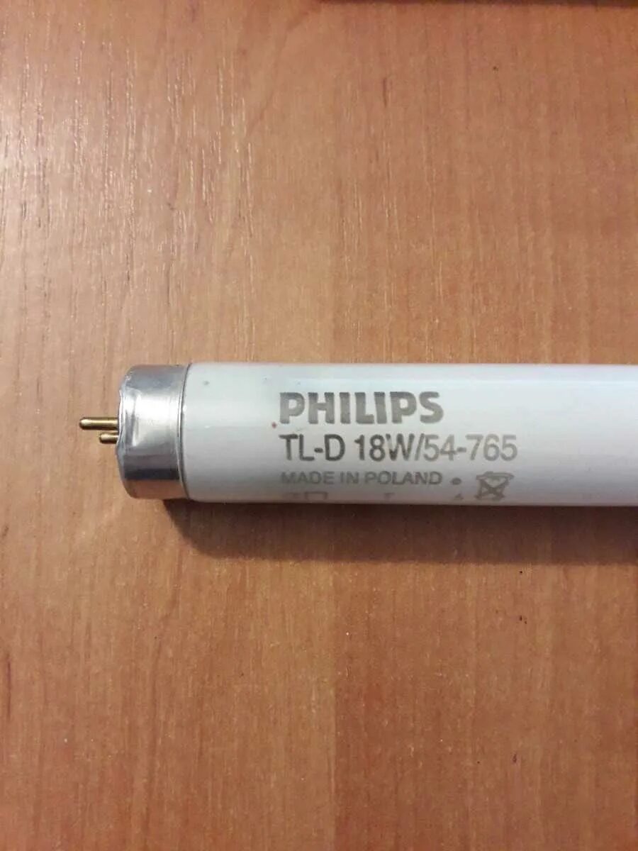 Лампа philips tl d. TL-D 18w/54-765 1sl/25. Лампа люминесцентная TL-D 18w/54-765. Philips TLD 18w/54-765. Люминесцентные лампа Филипс 18w.