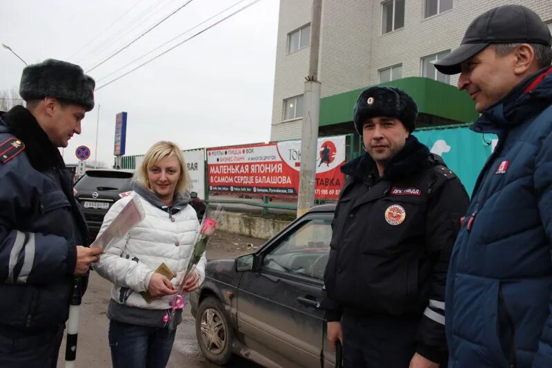 Сайт гибдд саратовской области. Сотрудники ГАИ Балашова. Сотрудники ДПС города Балашов. ГИБДД Балашов. ГИБДД Балашов Саратовская область.