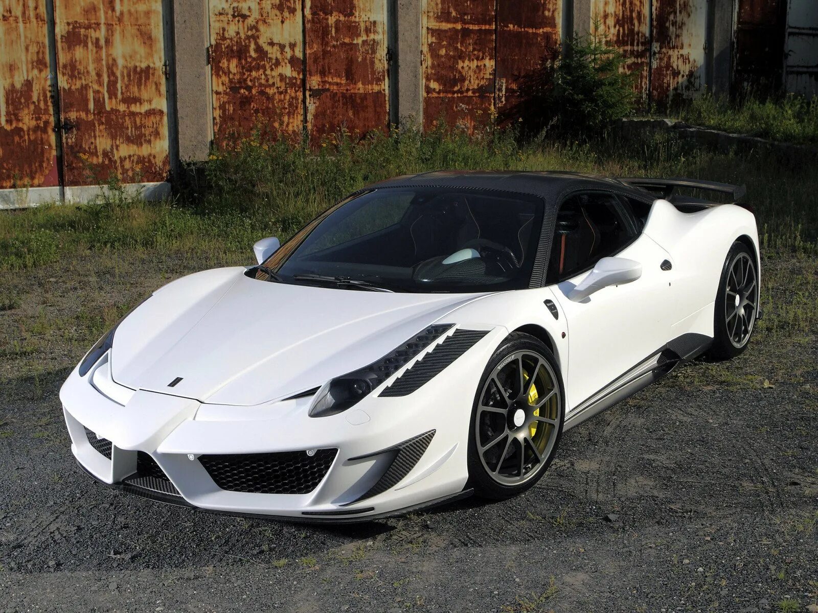 Ferrari 458. Феррари 458 белая. Ferrari 458 Italia белая. Ferrari 458 Italia Mansory.