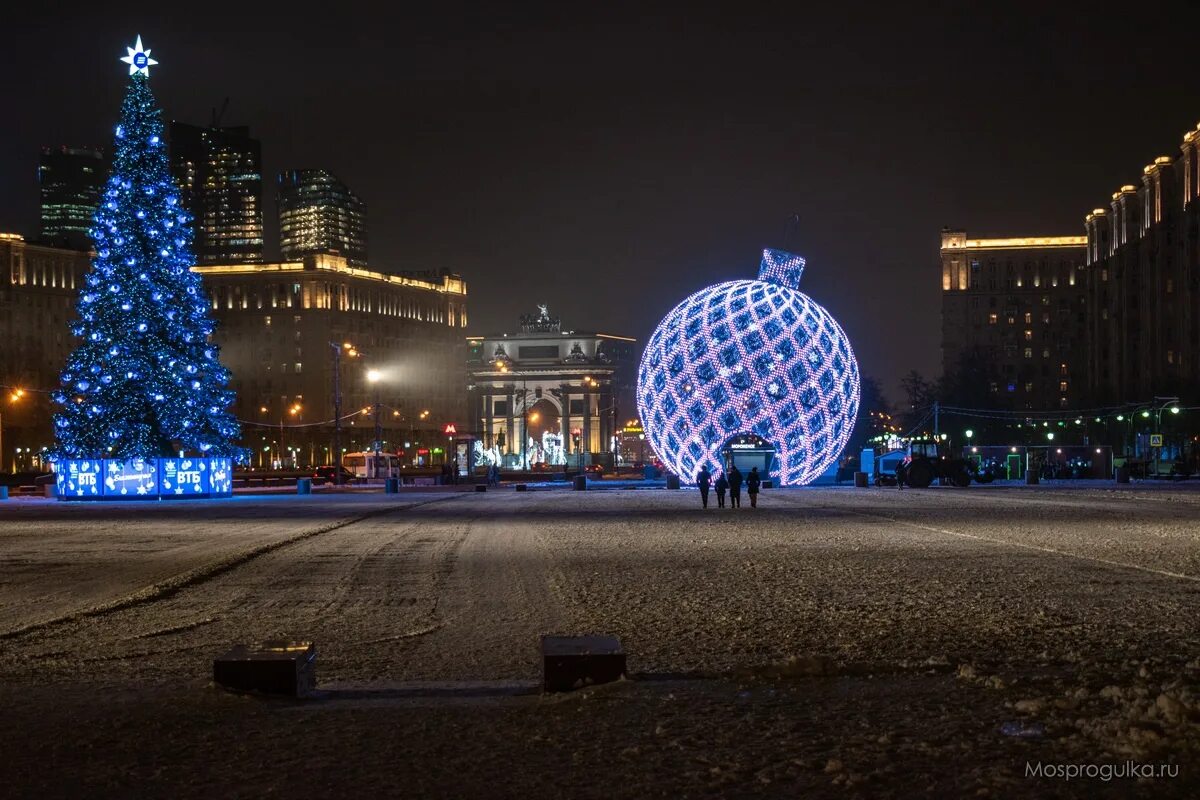 новогодняя поклонная гора. поклонная гора нг 2021. поклонная гора в москве новогодние праздники. парк победы москва 2022. новый год на поклонной горе 2022 в москве.