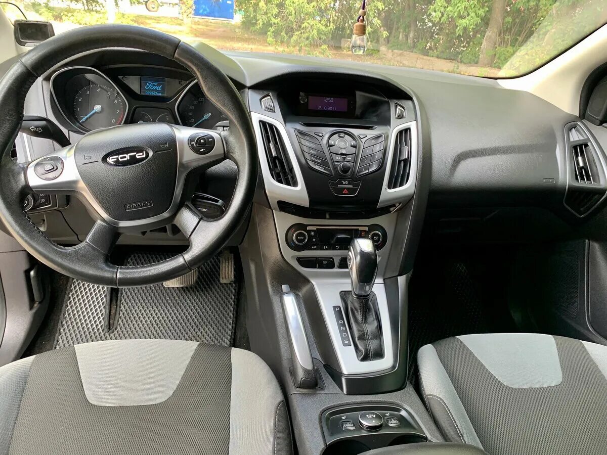 Ford focus 3 sync edition комплектация. Фокус 3 комплектации. Ford focus 3 sync edition комплектация. Комплектация тренд форд фокус 3. Ford focus 3 trend sport салон.